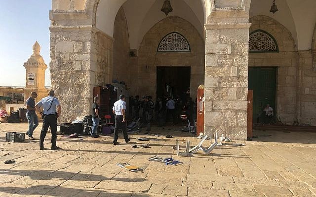 La police israélienne au mont du Temple le 2 juin 2019. (Police israélienne) La police israélienne au mont du Temple le 2 juin 2019. (Police israélienne)