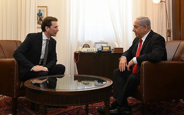 L'ancien chancelier autrichien Sebastian Kurz (à gauche) et le Premier ministre Netanyahu se rencontrent à Jérusalem, le 10 juillet 2019. (Kobi Gideon/GPO) L'ancien chancelier autrichien Sebastian Kurz (à gauche) et le Premier ministre Netanyahu se rencontrent à Jérusalem, le 10 juillet 2019. (Kobi Gideon/GPO)