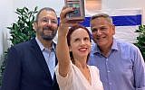 Ehud Barak (à gauche), président du Parti démocrate israélien, Stav Shaffir, députée travailliste (au centre), et Nitzan Horowitz, président du Meretz, le 25 juillet 2019. (Autorisation)
