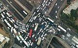 Illustration : Embouteillage monstre sur l'autoroute Ayalon de Tel Aviv, le 28 octobre 2015. (Crédit : Simcha Simon)