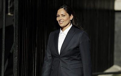 La députée conservatrice Priti Patel à son arrivée au 10 Downing Street, à Londres, le 24 juillet 2019. (AP Photo / Matt Dunham)