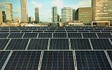 Panneaux solaires produisant de l'électricité. (Danny Shechtman)