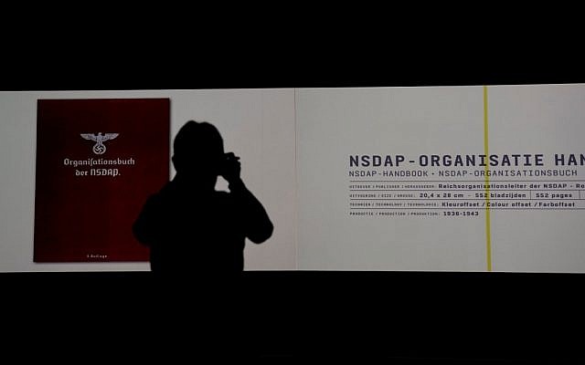 L'exposition "Design of the Third Reich" au Design Museum Den Bosch à Hertogenbosch, au Pays-Bas, le 17 septembre 2019. (Crédit : Kenzo TRIBOUILLARD / AFP)