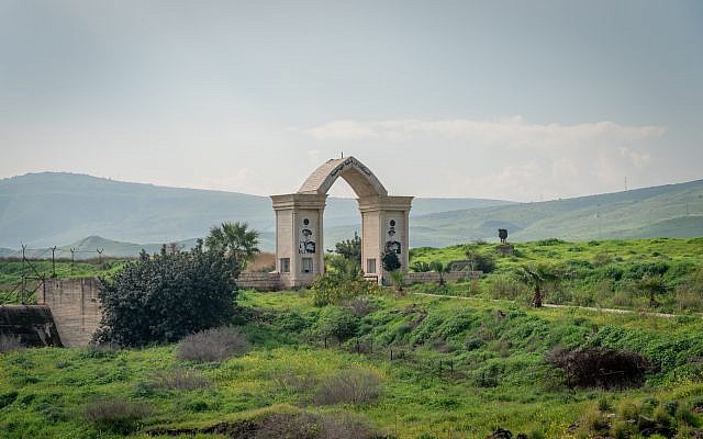 Le passage vers l'île de la Paix du côté jordanien, le 29 janvier 2019 (Crédit : Luke Tress/Times of Israel) Le passage vers l'île de la Paix du côté jordanien, le 29 janvier 2019 (Crédit : Luke Tress/Times of Israel)
