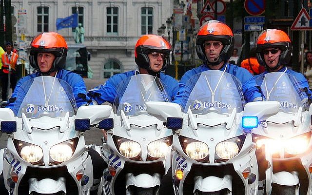 Des motards de la police belge. (Crédit : Eddy Van 3000 / Flickr / CC BY-SA 2.0)