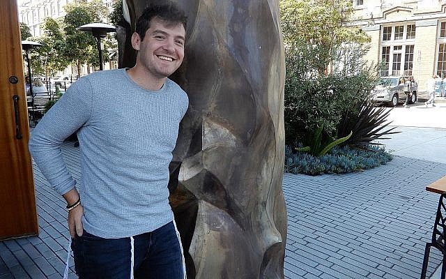 Bunim Laskin, fondateur de l'application Swimply, à San Francisco, le 10 septembre 2019. (Melanie Lidman/Times of Israel)