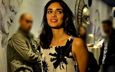 Liraz Charhi, chanteuse israélienne d'origine iranienne. (Crédit : Yairpae / Wikimedia/CC BY-SA 4.0)
