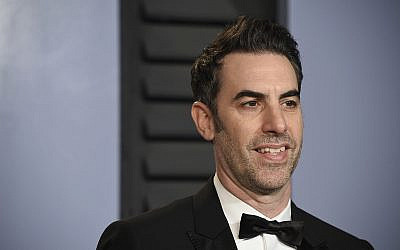Sacha Baron Cohen arrive à la Vanity Fair Oscar Party le 4 mars 2018, à Beverly Hills, en Californie. (Evan Agostini/Invision/AP)