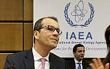 Le Roumain Cornel Feruta, Directeur général de l'Agence internationale à l'énergie atomique (AIEA), attend le début d'une réunion la commission des gouverneurs de l'AIEA au centre international à Vienne, en Autriche, le 1 août 2019. (Ronald Zak/AP)