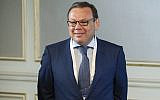 L'homme d'affaires juif russe Mikhail Fridman participe à une conférence de la fondation Israel Keren Hayesod à Moscou, le 17 septembre 2019. (Crédit : AP Photo/Pavel Golovkin, Pool)