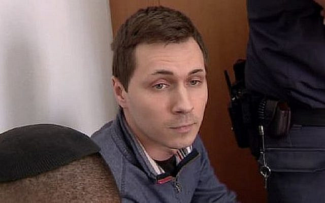 Aleksey Burkov durant une audience du tribunal en Israël. (Capture d'écran : Treizième chaîne)