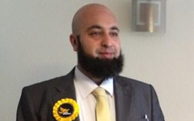 Waheed Rafiq (Twitter) Waheed Rafiq (Twitter)