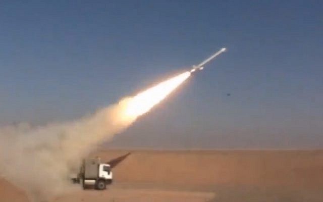 Photo d'illustration : L'Iran dit avoir testé avec succès le missile de croisière Hoveizeh, le 2 février 2019. (Capture d'écran via Tasnim) Photo d'illustration : L'Iran dit avoir testé avec succès le missile de croisière Hoveizeh, le 2 février 2019. (Capture d'écran via Tasnim)