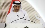 Le ministre émirati des Affaires étrangères Abdullah bin Zayed Al Nahyan lors d'une conférence de presse au ministère des Affaires étrangères des Émirats arabes unis avec le ministre allemand des Affaires étrangères Sigmar Gabriel, à Abou Dhabi, Émirats arabes unis, le mardi 4 juillet 2017. (AP Photo/Jon Gambrell)