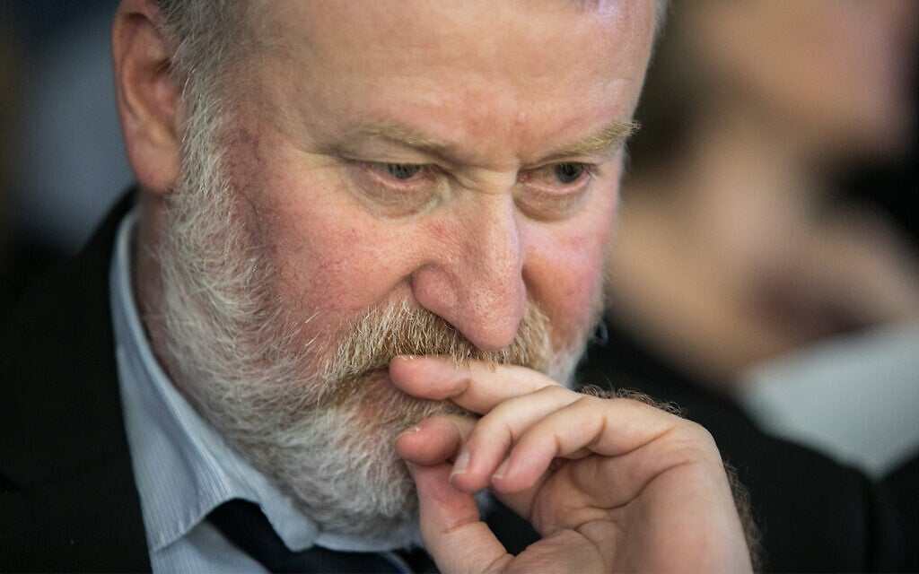 Le procureur général Avichai Mandelblit assiste à une cérémonie pour le départ du procureur général sortant Shai Nitzan à Jérusalem, le 18 décembre 2019. (Olivier Fitoussi/Flash90)