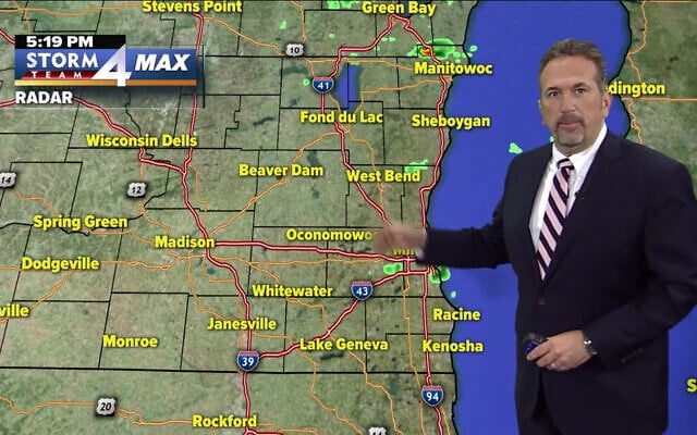 Le présentateur météo Scott Steele. (Capture d'écran YouTube)