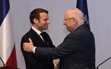 Le président français Emmanuel Macron et son homologue israélien Reuven Rivlin lors de leur conférence de presse commune, à la résidence officielle du président israélien, à Jérusalem, le 22 janvier 2020. (Crédit : Haim Zach / GPO)
