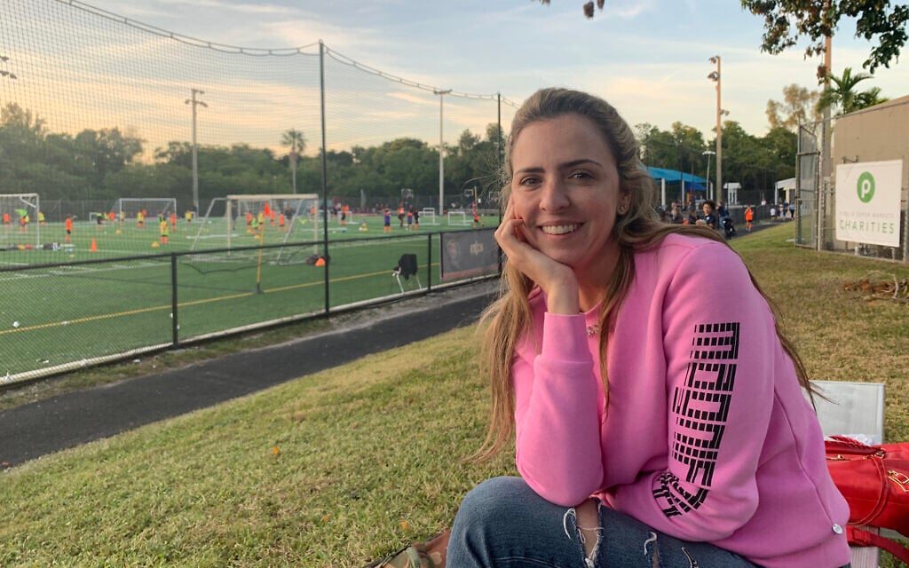 Nathalia Coriat s'est installée à Aventura, depuis Caracas, avec sa famille il y a deux ans (Crédit : Josefin Dolsten/ JTA)