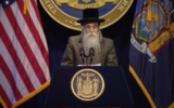 Le rabbin Chaim Rottenberg parle lors du discours sur l'état de l'Etat, NY, le 8 janvier 2020. (Crédit : 13 WHAM ABC via JTA)