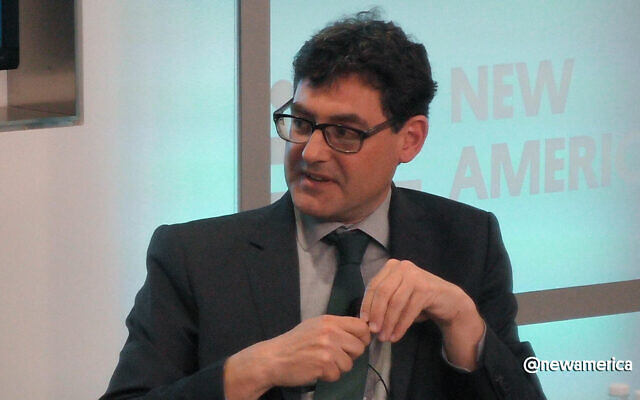 Nicolas Pelham, journaliste chez The Economist. (Crédit : Flickr)