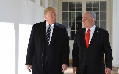 Le président américain Trump accueille le Premier ministre Benjamin Netanyahu à la Maison Blanche, le 27 janvier 2020. (Crédit : Kobi Gideon / GPO)