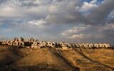 Une vue de l'implantation de Maale Adumim en Cisjordanie, le 28 janvier 2020. (Crédit : Menahem Kahana/AFP)