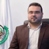 Le porte-parole du groupe terroriste palestinien du Hamas, Hazem Qassem. (Crédit : Hamas)