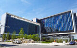 L'hôpital Sidney et Lois Eskenazi à Indianapolis. (Momoneymoproblemz via Wikimedia Commons)