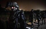 Des troupes israéliennes recherchent un Palestinien ayant ouvert le feu sur des soldats, blessant l'un d'eux, dans le centre de la Cisjordanie, en février 2020. (Armée israélienne)