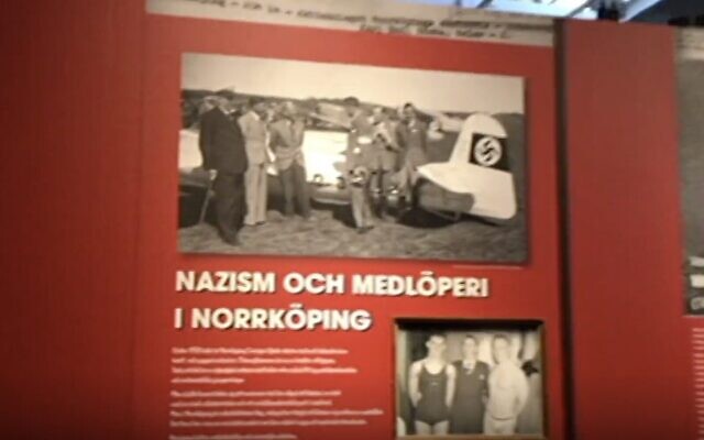 Une exposition sur le nazisme dans le musée de la ville de Norrköping en Suède. Un sac orné d'une Etoile de David et de la littérature antisémite ont été retrouvés devant le musée pour la Journée internationale du souvenir de la Shoah. 
(Capture d'écran : Sveriges Television)