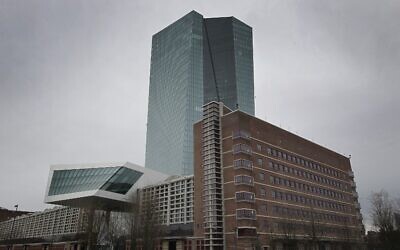 Le quartier général de la Banque centrale européenne est photographié à 
Frankfurt am Main, en Allemagne, le 12 mars 2020. (Photo par Daniel ROLAND / AFP)