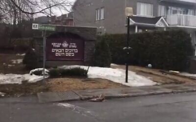 L'entrée à Kiryas Tosh au Canada, le 30 mars 2020. (Capture d'écran/Twitter)