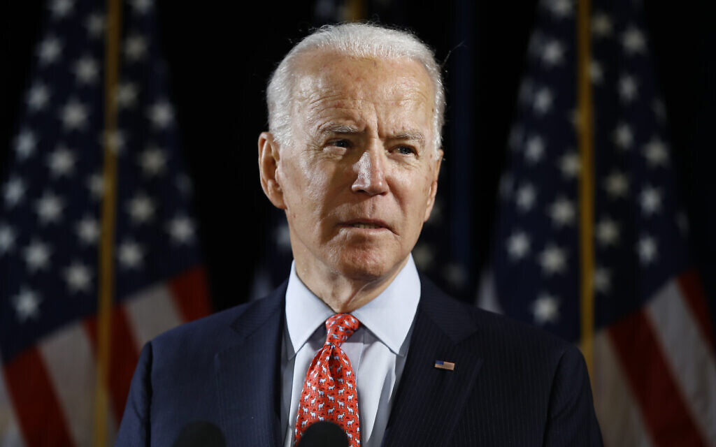 Le candidat démocrate à la présidence, l'ancien vice-président des États-Unis Joe Biden, évoque le coronavirus, le 12 mars 2020, à Wilmington, dans le Delaware. (AP Photo/Matt Rourke) Le candidat démocrate à la présidence, l'ancien vice-président des États-Unis Joe Biden, évoque le coronavirus, le 12 mars 2020, à Wilmington, dans le Delaware. (AP Photo/Matt Rourke)