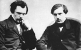 Edmond (à gauche) et Jules (à droite) de Goncourt par Félix Nadar. (Crédit : Domaine public)