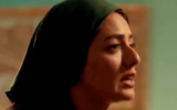 L'actrice Hayat Al Fahad prononçant un monologue en hébreu durant la scène d'ouverture de la série arabe « Umm Haroun », diffusée depuis vendredi sur MBC. (Crédit : MBC/Twitter)