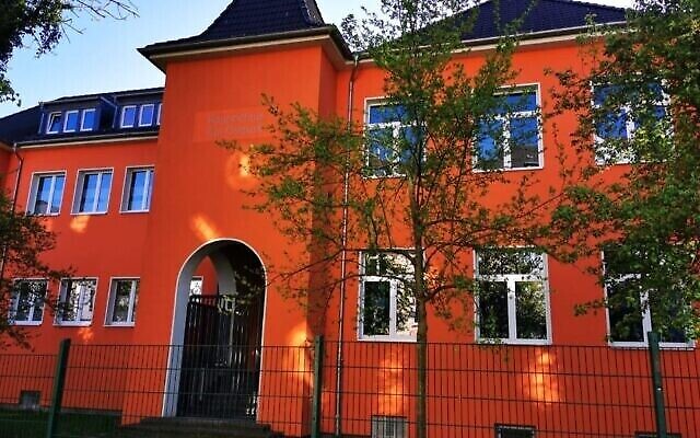 Ce bâtiment de Dortmund, en Allemagne, abritera une école juive - la première école juive de la ville depuis que les nazis ont fermé la dernière il y a 80 ans. (Avec l'aimable autorisation de Ohr Torah Stone) Ce bâtiment de Dortmund, en Allemagne, abritera une école juive - la première école juive de la ville depuis que les nazis ont fermé la dernière il y a 80 ans. (Avec l'aimable autorisation de Ohr Torah Stone)
