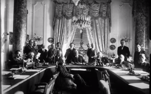Les délégués à la conférence de San Remo en avril 1920. (Capture d'écran YouTube) Les délégués à la conférence de San Remo en avril 1920. (Capture d'écran YouTube)