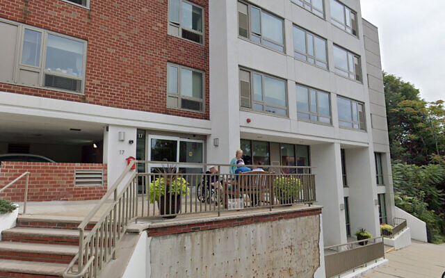 Une maison de retraite de l'organisation Chelsea Jewish Life Care près de Boston,  dans le Massachusetts. (Capture d'écran/Google streetview)