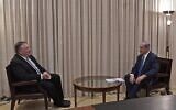 Le secrétaire d'Etat américain Mike Pompeo, à gauche, avec le Premier ministre Benjamin Netanyahu à la résidence du Premier ministre à Jérusalem, le 13 mai 2020. (Crédit : Kobi Gideon/PMO)