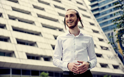 Shulem Lemmer est une véritable vedette dans sa communauté - et en plus un chantre. (Meredith Truax/ via JTA)