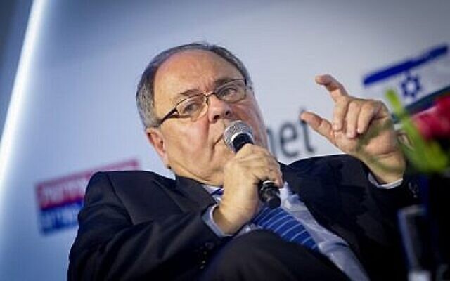 Dani Dayan, nouvellement nommé consul général israélien à New York, participe à l'ouverture d'une conférence traitant des questions et des moyens pour lutter contre le mouvement de boycott d'Israël, au Centre de Convention de Jérusalem, le 28 mars 2016. (Miriam Alster/Flash90) Dani Dayan, nouvellement nommé consul général israélien à New York, participe à l'ouverture d'une conférence traitant des questions et des moyens pour lutter contre le mouvement de boycott d'Israël, au Centre de Convention de Jérusalem, le 28 mars 2016. (Miriam Alster/Flash90)