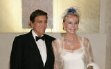 Tony Murray et la Baronne Von Brandstetter. (Stephane Cardinale/Corbis via Getty Images et JTA)