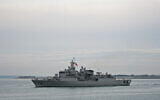 La frégate turque F-245 TCG Oruç Reis au départ de la base navale de Portsmouth au Royaume-Uni, le 21 septembre 2009. (Crédit : Brian Burnell / George Hutchinson / CC BY-SA 3.0)