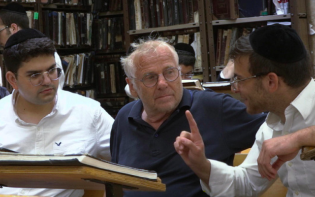 Daniel Cohn-Bendit, dans le documentaire « La case du siècle - Nous sommes tous Juifs allemands ». (Crédit : Siècle Productions / France Télévisions)