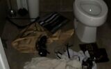 Des châles de prière et des tefillin jetés dans les toilettes à la congrégation séfarade Kol Yehouda à Montréal. (Autorisation : B'nai Brith Canada)