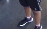 Capture d'écran d'une vidéo d'un enfant afro-américain de 9 ans à qui un restaurant de Baltimore a refusé l'entrée en raison de sa tenue de sports. (Twitter)