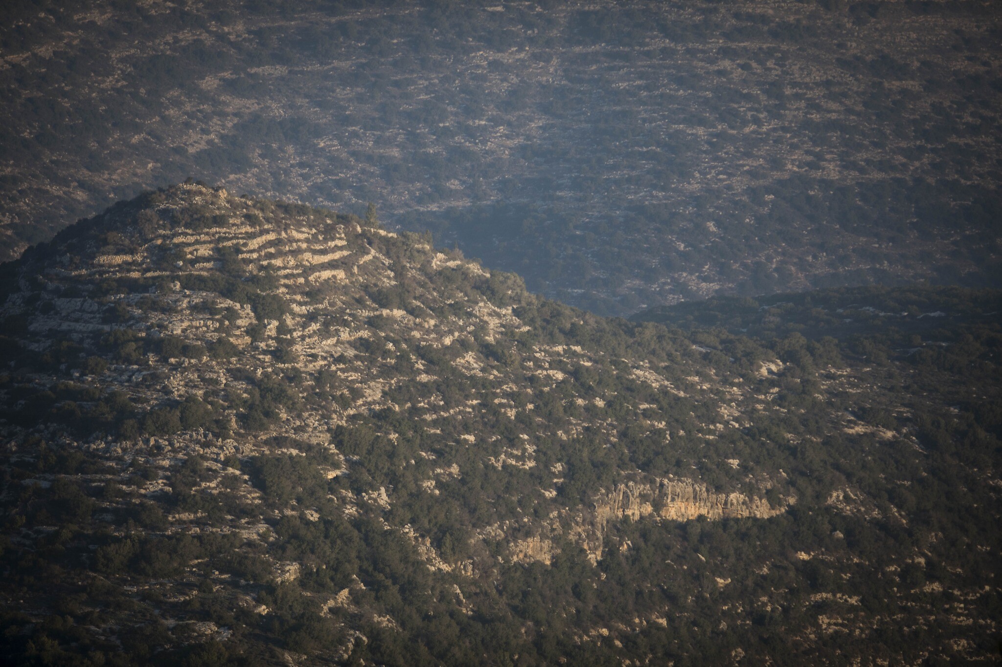 Une vue des collines de Jérusalem depuis Ein Kerem, le 22 janvier 2017 (Crédit : Nati Shohat/Flash90) Une vue des collines de Jérusalem depuis Ein Kerem, le 22 janvier 2017 (Crédit : Nati Shohat/Flash90)