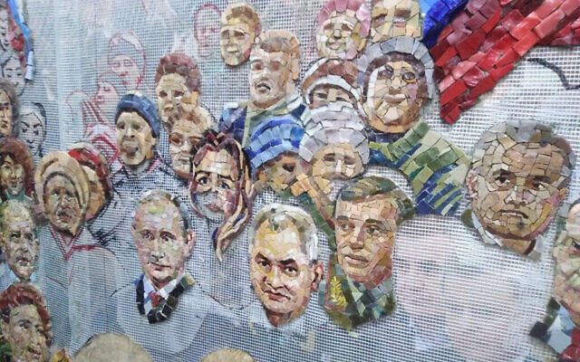 Cette peinture murale, où figure le président russe Vladimir Poutine, devait être dévoilée dans la cathédrale des forces armées russes. (Autorisation de MBH Media)