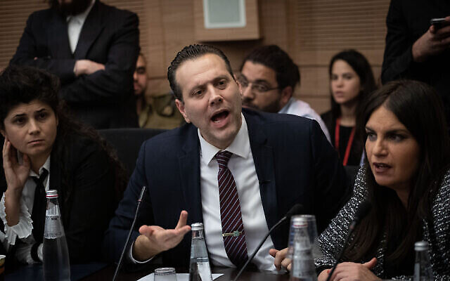 Le député Miki Zohar lors d'une réunion de la commission des arrangements à la Knesset, le 13 janvier 2020. (Hadas Parush/Flash90)