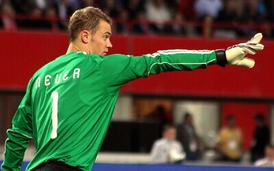 Manuel Neuer avec la Nationalmannschaft en 2011. (Crédit : Steindy / CC BY-SA 3.0)